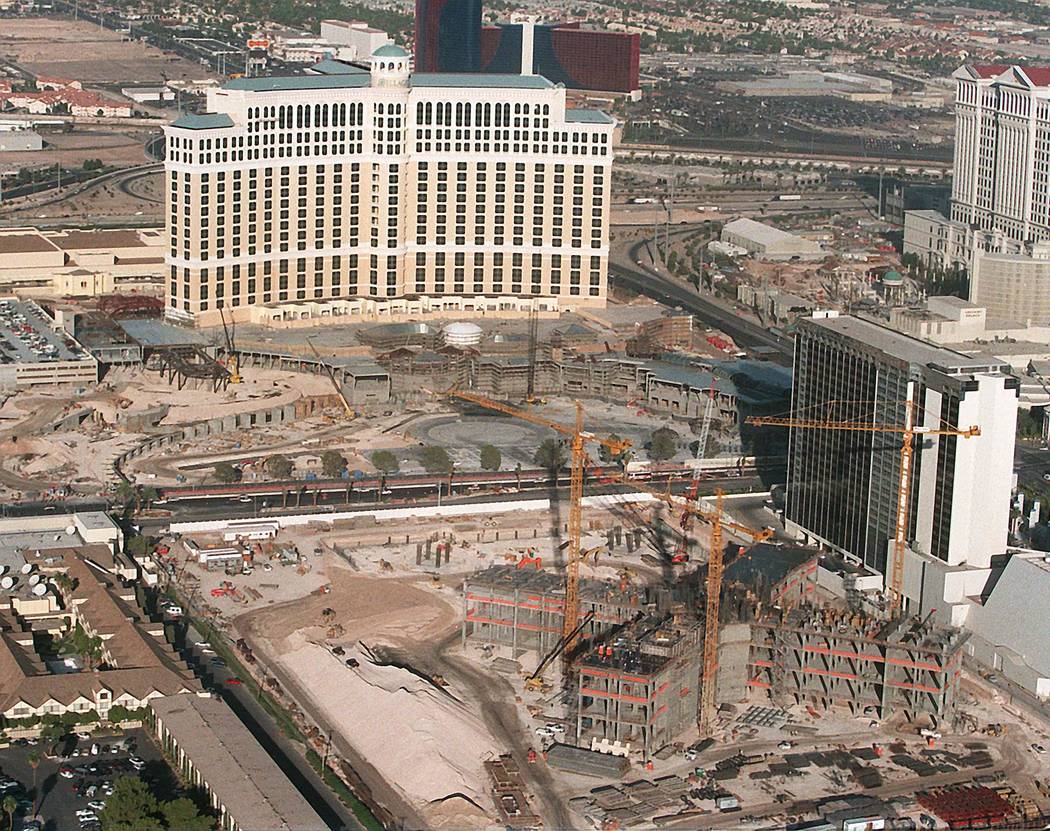 Bellagio and Paris Las Vegas construction in 1997. (Las Vegas Review-Journal)