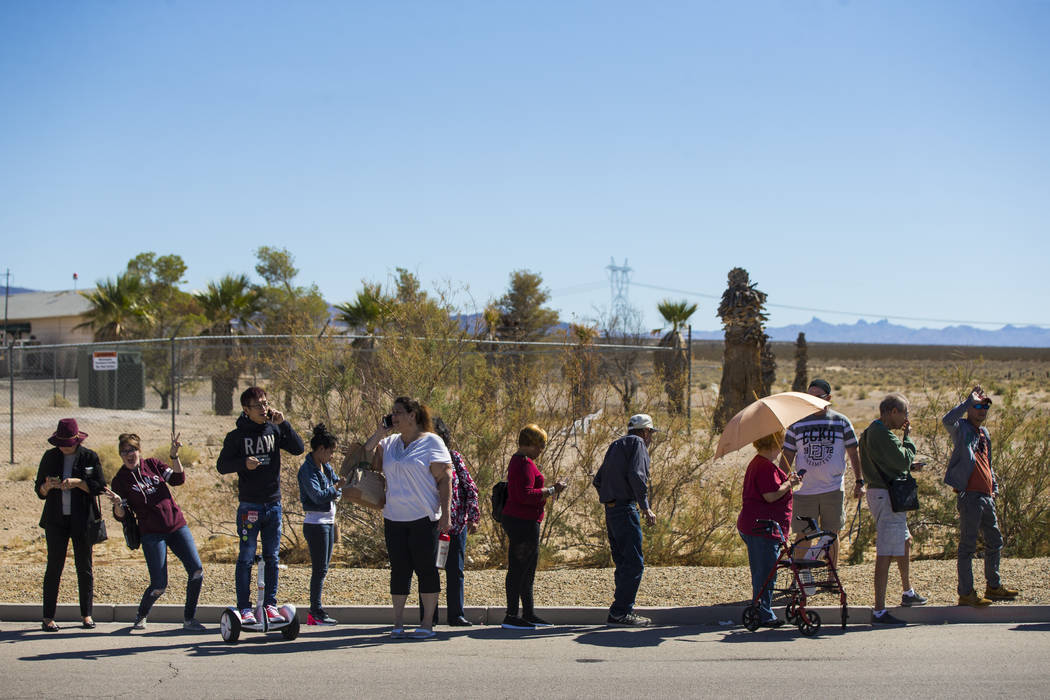 Hundreds line up outside of the Primm Valley Lotto Store as people wait to buy the Mega Millions lottery tickets in Primm on Thursday, Oct. 18, 2018. Chase Stevens Las Vegas Review-Journal @csstev ...