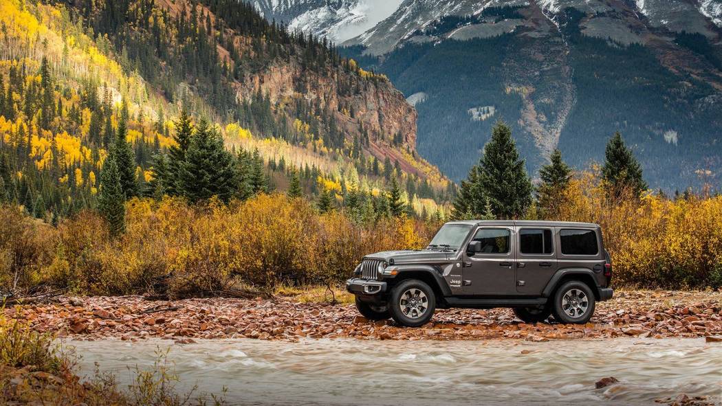 Visit any Chapman dealership in the valley to learn more about the 2018 Jeep Wrangler. (Jeep)