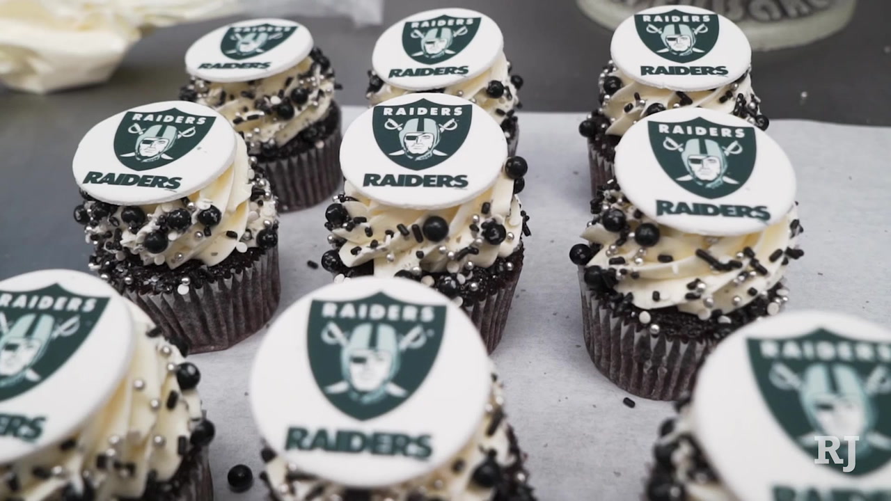 Las Vegas’ Freed’s Bakery Raiders With a Treat Food