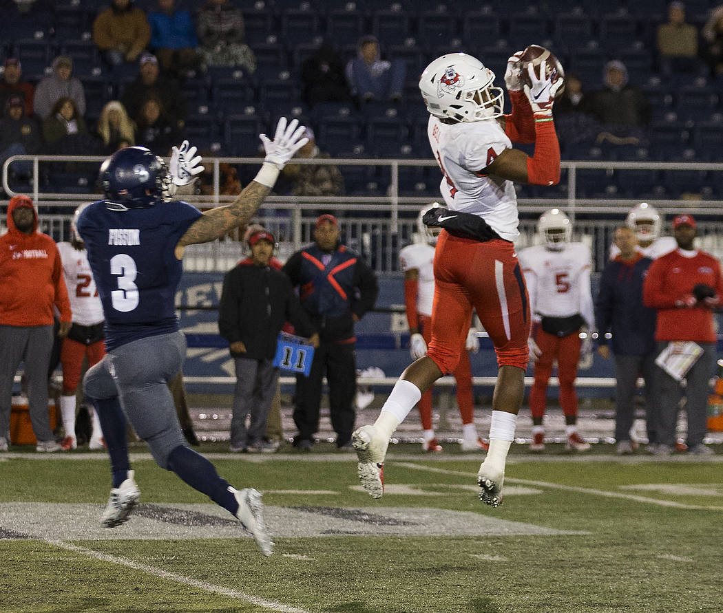 11246307_web1_Fresno-State-Nevada-Footba