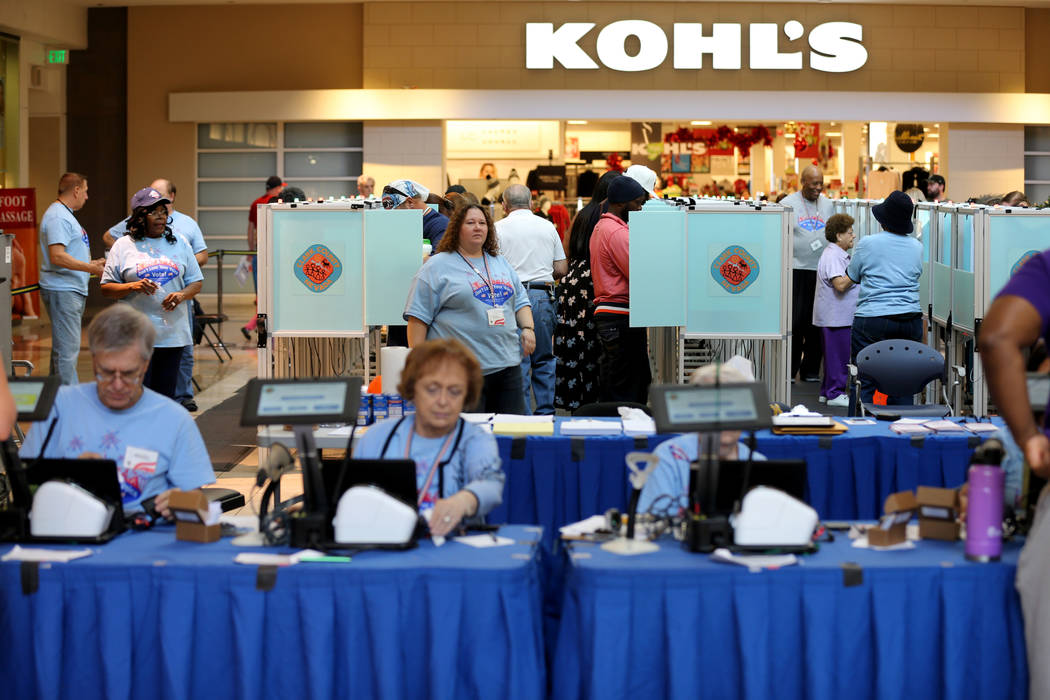 Early voters cast their ballots at Galleria at Sunset in Henderson Thursday, Nov. 1, 2018. The final day of early voting is Friday. Election day is Tuesday, Nov. 6. K.M. Cannon Las Vegas Review-Jo ...