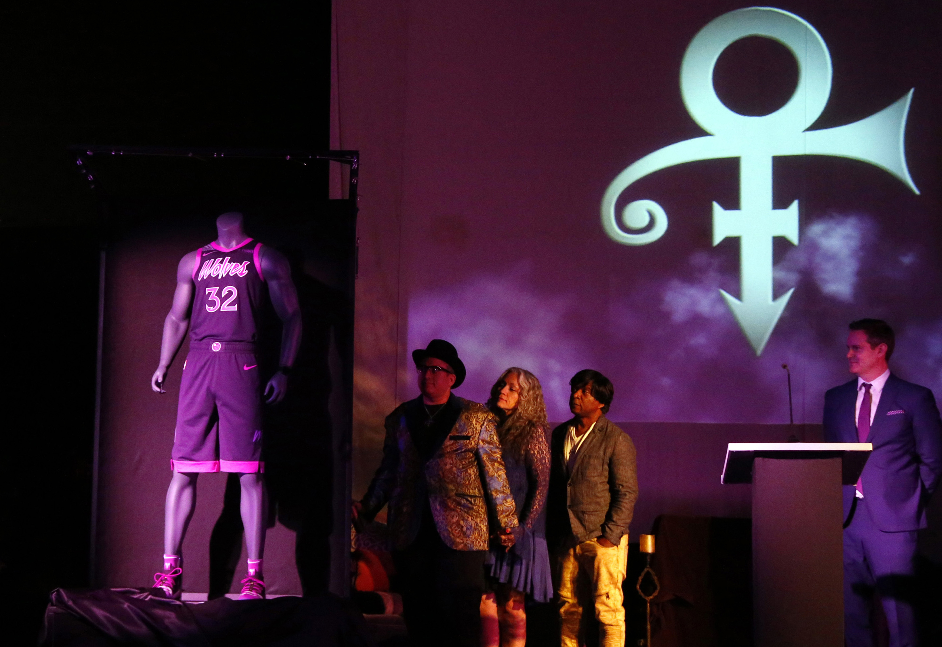 Minnesota Timberwolves unveil Prince ‘Purple Rain’ uniform | Las Vegas Review-Journal