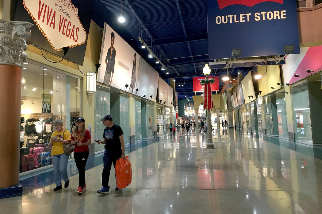 Lenders foreclosed on Primm's Fashion Outlets of Las Vegas