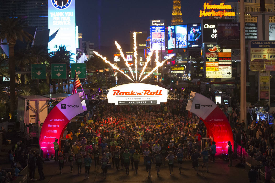 Runners leave the starting line during the 2018 Rock 'n' Roll Marathon on the Strip in Las Vegas on Sunday, Nov. 11, 2018. Richard Brian Las Vegas Review-Journal @vegasphotograph