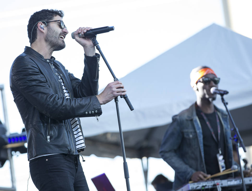 Pop group Capital Cities perform ahead of the 2018 Rock 'n' Roll Marathon in Las Vegas on Sunday, Nov. 11, 2018. Richard Brian Las Vegas Review-Journal @vegasphotograph