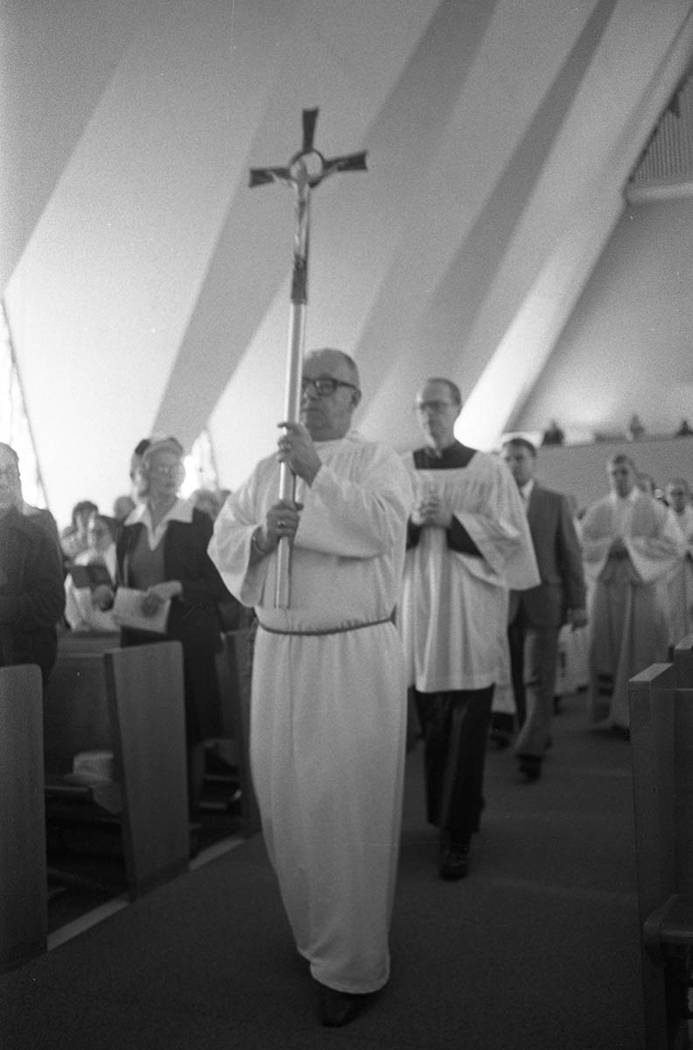 A memorial service for the 84 victims of the Nov. 21, 1980, MGM Grand Hotel fire at the Guardia ...