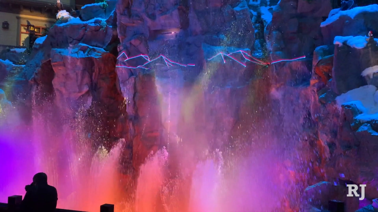 Sam’s Town in Las Vegas the holidays — VIDEO Local Las Vegas