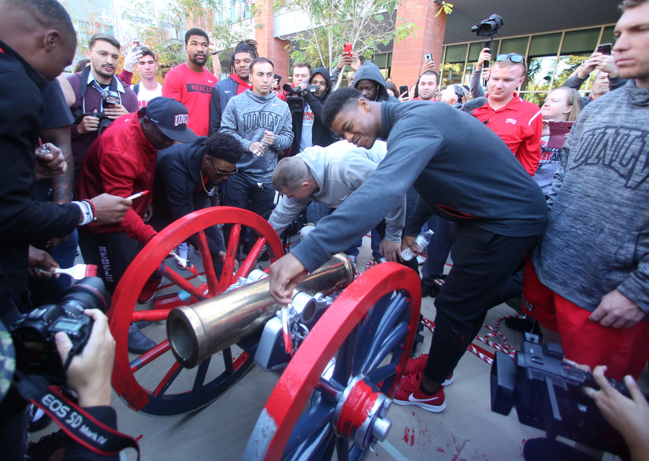 Las Vegas Rodeo >> Fremont Cannon turns red as UNLV celebrates tradition | Las Vegas Review-Journal Las Vegas Rodeo >> Fremont Cannon turns red as UNLV celebrates tradition | Las Vegas Review-Journal