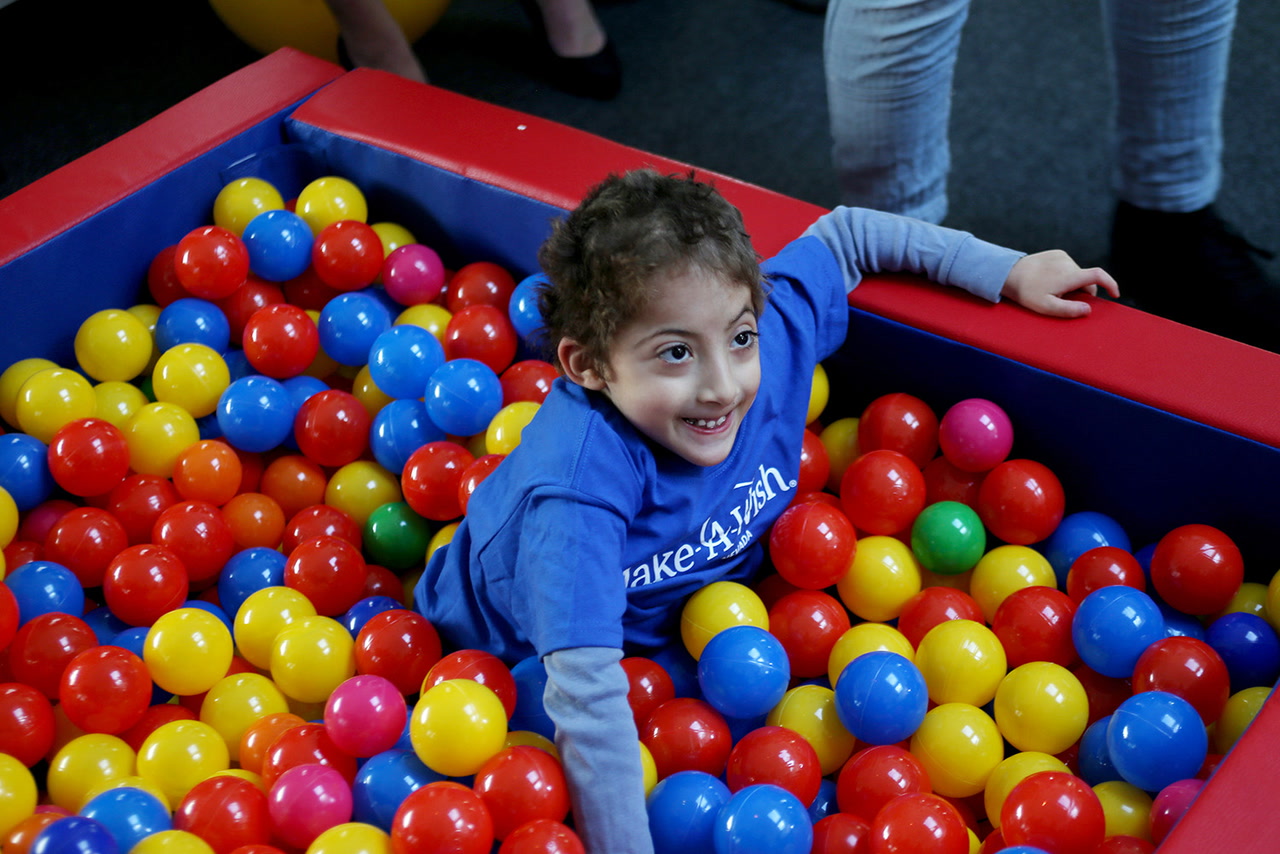 MakeAWish provides playhouse for North Las Vegas boy North Las