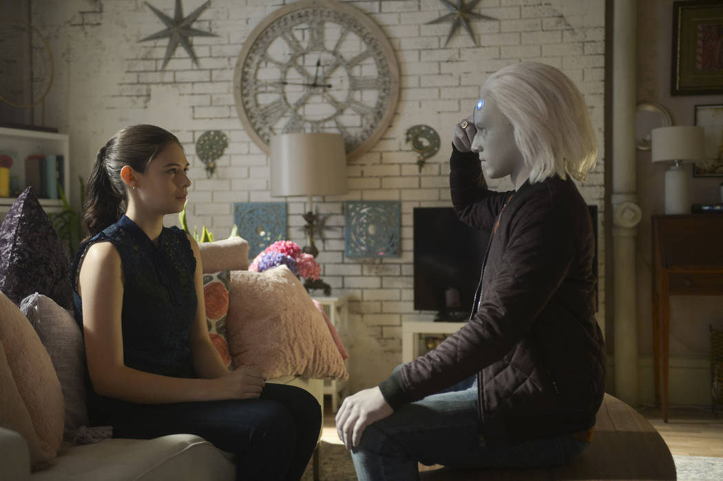 Supergirl -- "Bunker Hill" -- Image Number: SPG408a_0322b.jpg -- Pictured (L-R): Nicole Maines as Nia Nal and Jesse Rath as Brainiac-5 -- Photo: Sergei Bachlakov/The CW -- © 2018 The CW Network, ...