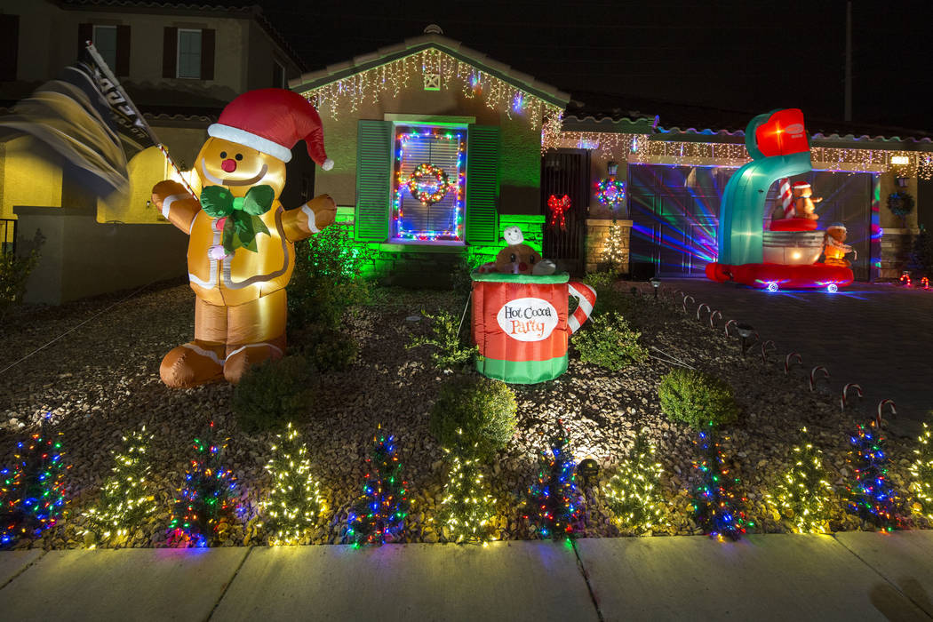 Henderson Christmas display has Golden Knights music — VIDEO Las