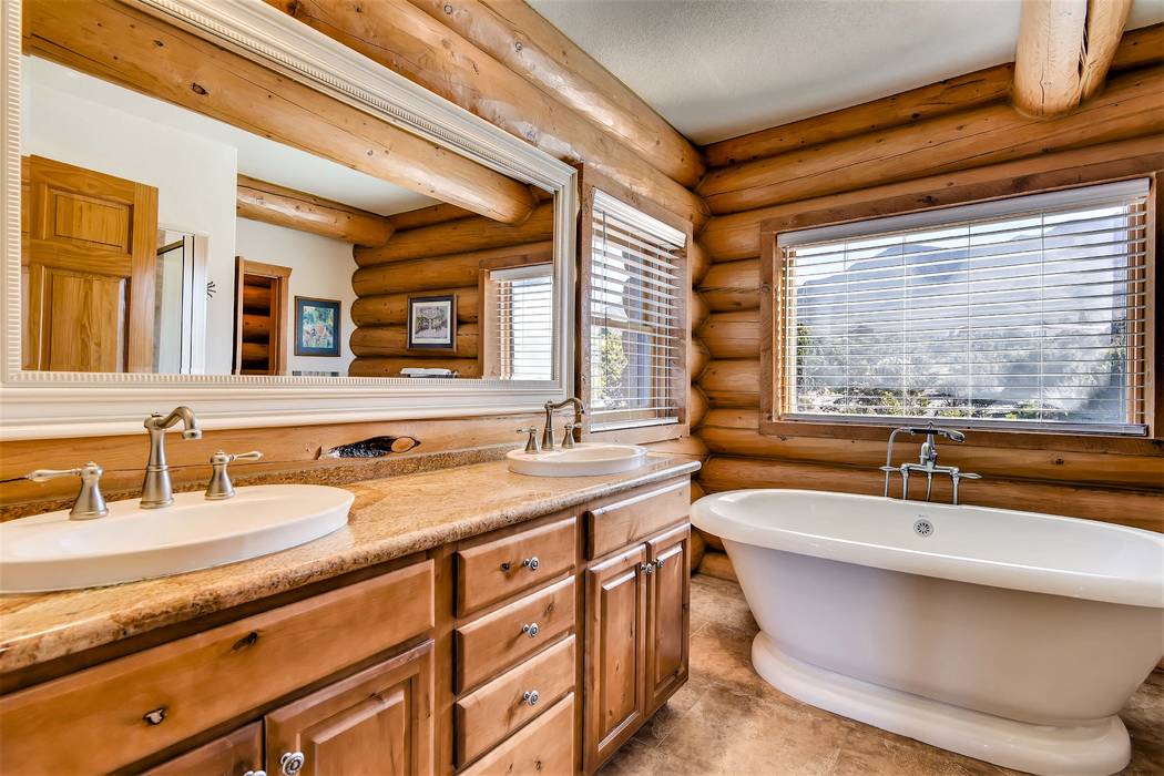 The master bath. (Mt. Charleston Realty)