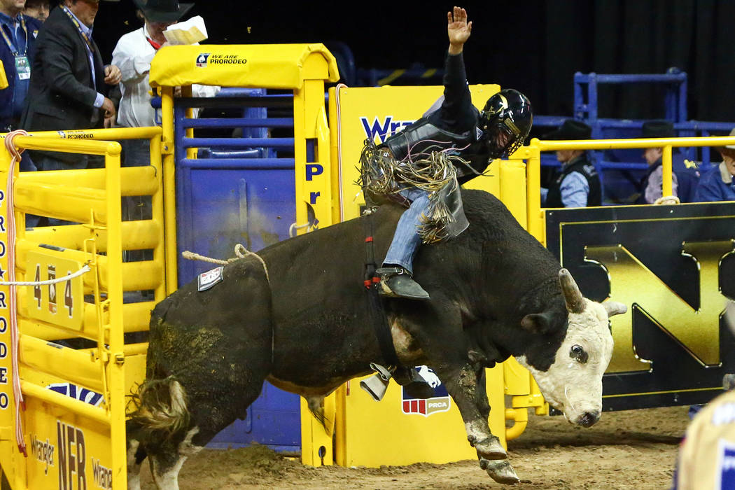 Bull rider, 20, shows scarygood talent at NFR Las Vegas ReviewJournal