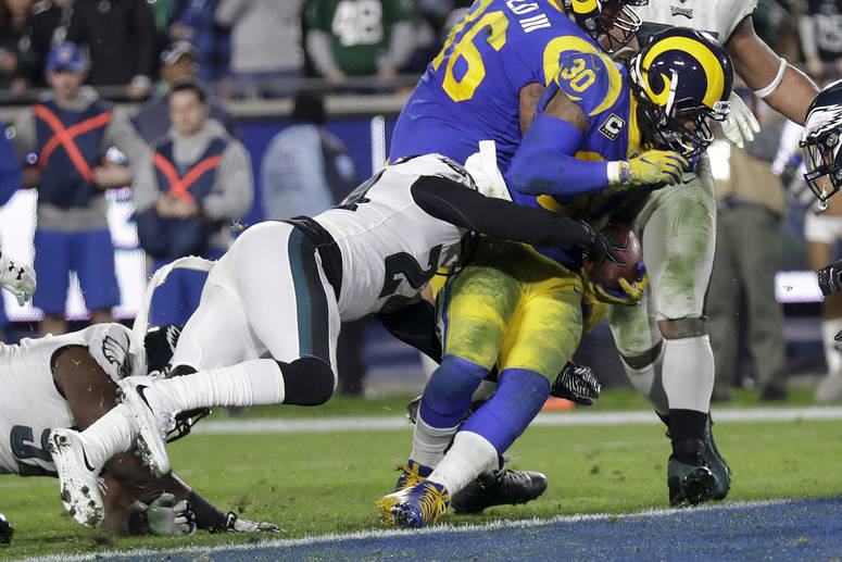 Nick Foles leads Eagles past Rams 3023 Las Vegas Review Nick Foles leads Eagles past Rams 3023 Las Vegas Review