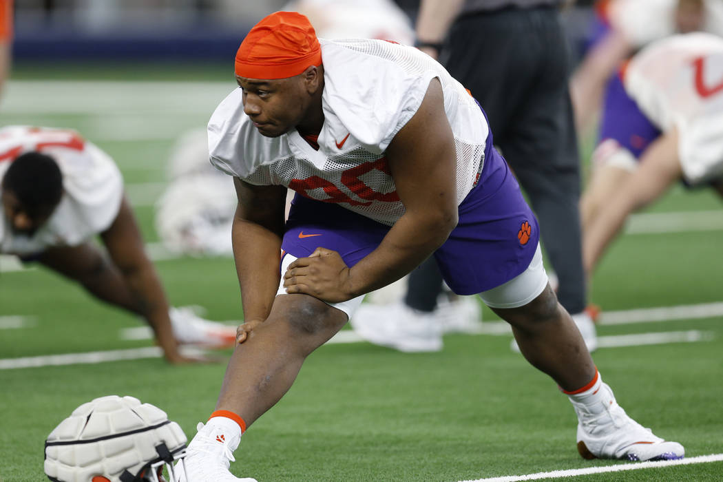 Clemson Dt Dexter Lawrence Suspended By Ncaa For Failed Ped