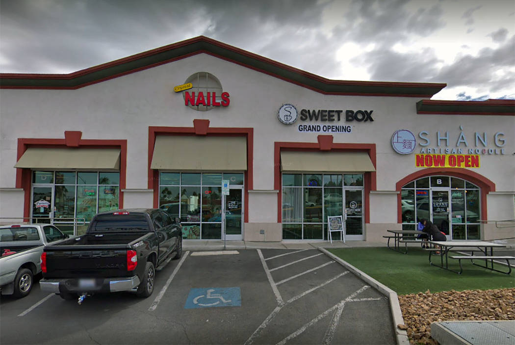 Crystal Nails & Spa at 4983 W. Flamingo Road in Las Vegas (Google maps)