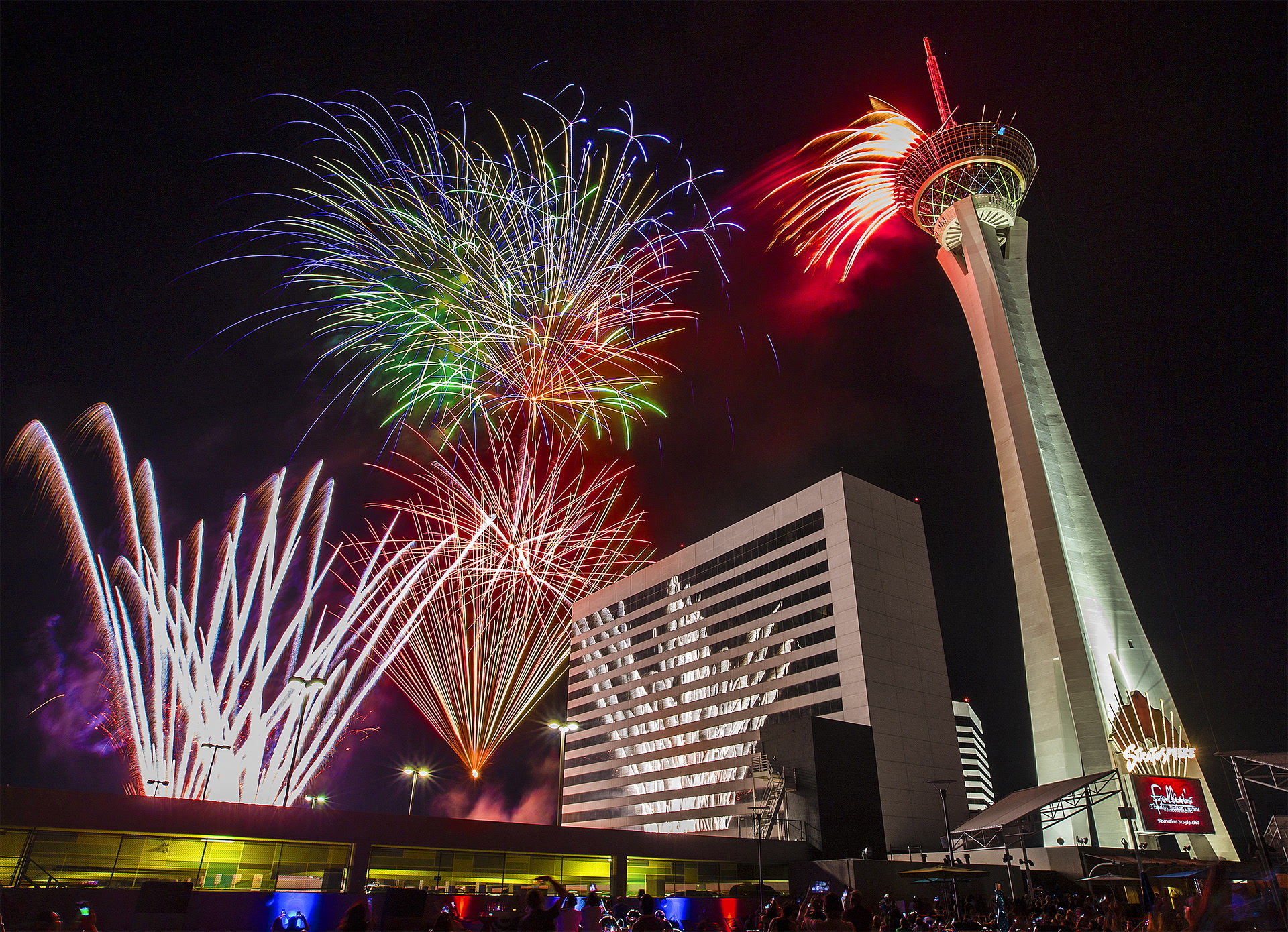 Las Vegas New Year’s Eve fireworks plan unveiled — VIDEO New Year’s