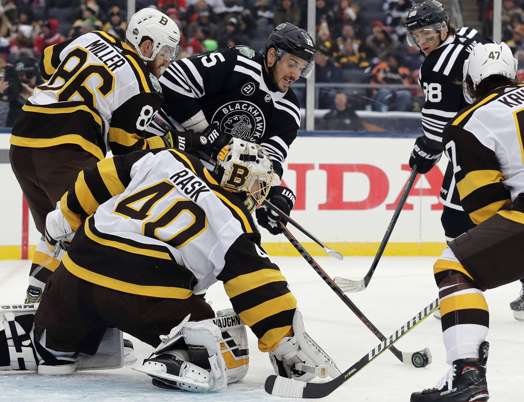 Boston Bruins headed back outside for Winter Classic in 2019