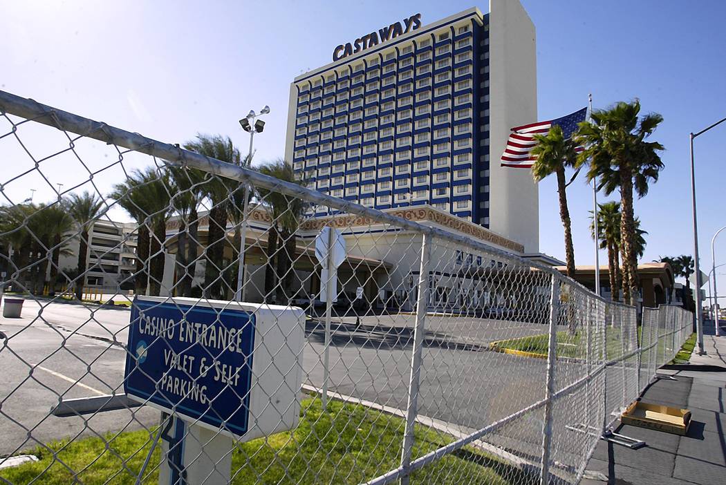 Castaways was imploded 13 years ago in Las Vegas — VIDEO Las Vegas