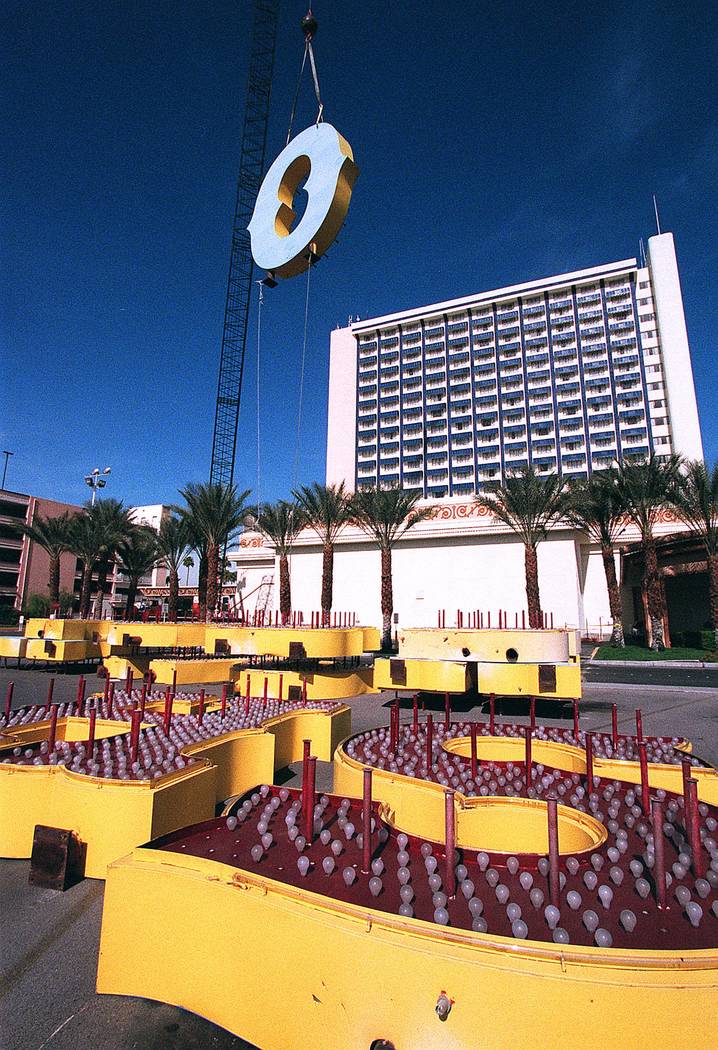 Castaways was imploded 13 years ago in Las Vegas — VIDEO Las Vegas