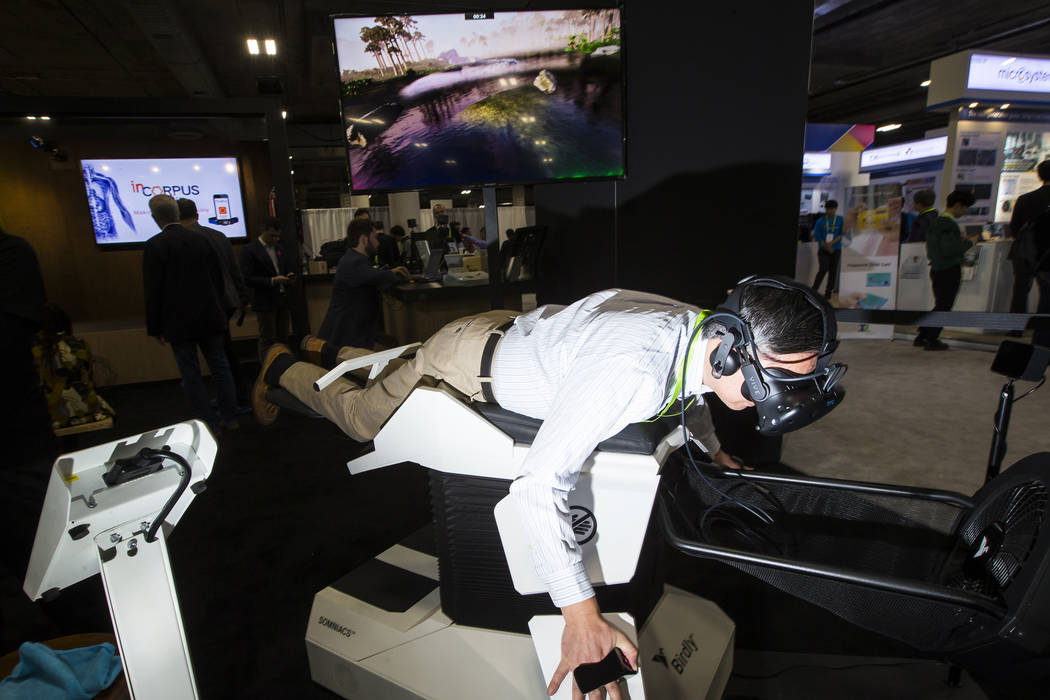 CES 2019 Birdly VR machine simulates flying — VIDEO CES Business