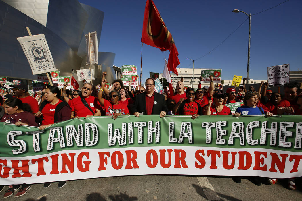 Thousands Of La Teachers Go On Strike In 2nd Largest Us School District Las Vegas Review Journal
