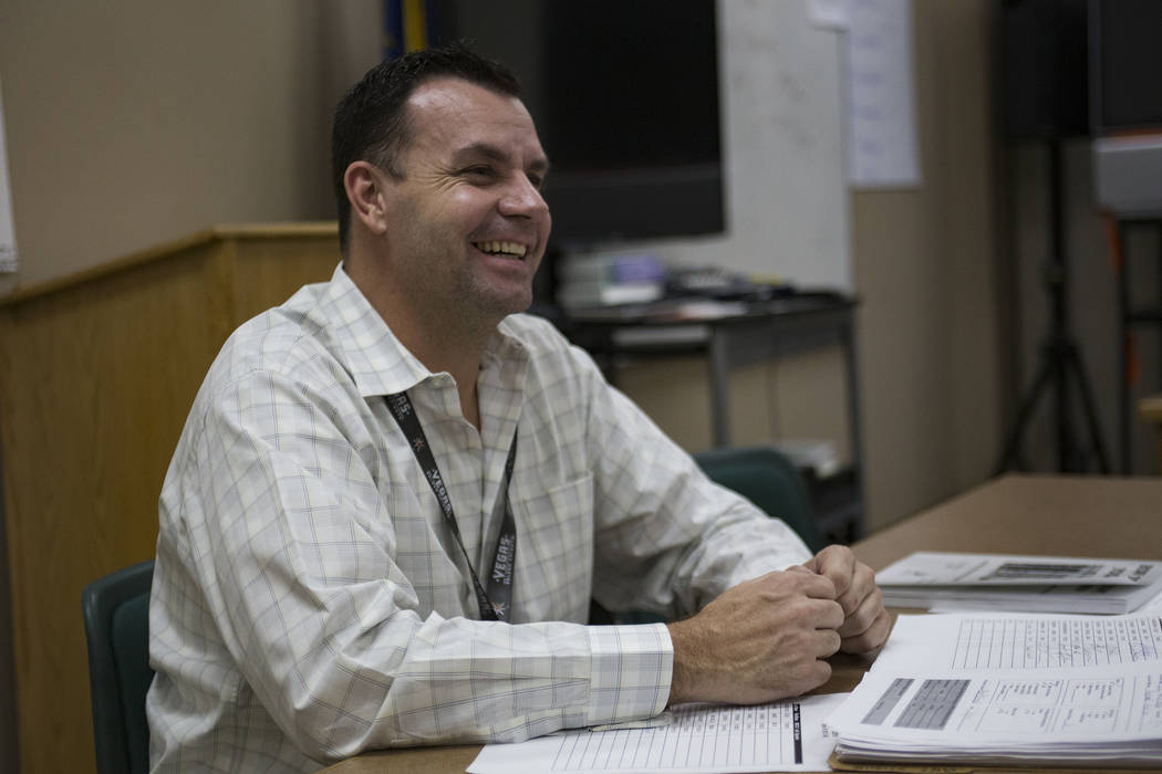 Michael Russell leads a Moral Recognition Therapy class at Casa Grande, a transitional housing facility run by the Nevada Department of Corrections, in Las Vegas, Wednesday, Jan. 9, 2019. (Rachel ...