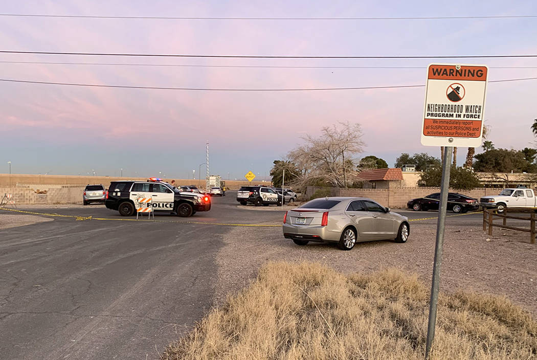 Las Vegas police investigate an officer-involved shooting in the area of Badura Avenue on Sunday, Jan. 27, 2019. (Kimber Laux/Las Vegas Review-Journal)