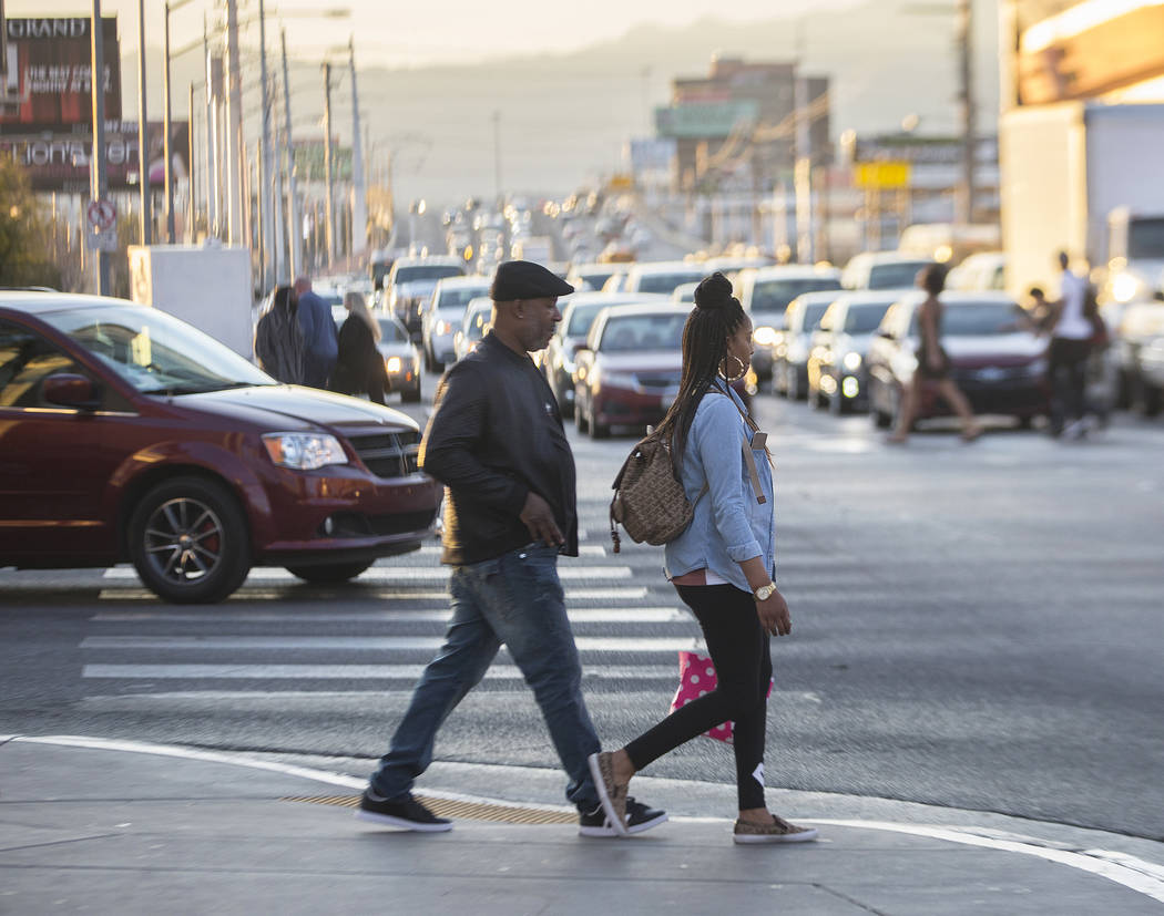 Las Vegas Strip Traffic, Pedestrian bridges and street infr…