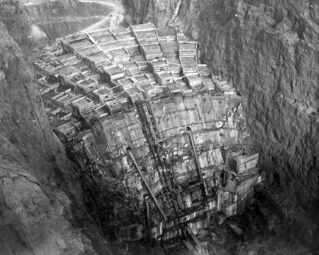 Construction of Hoover Dam. (Library of Congress)