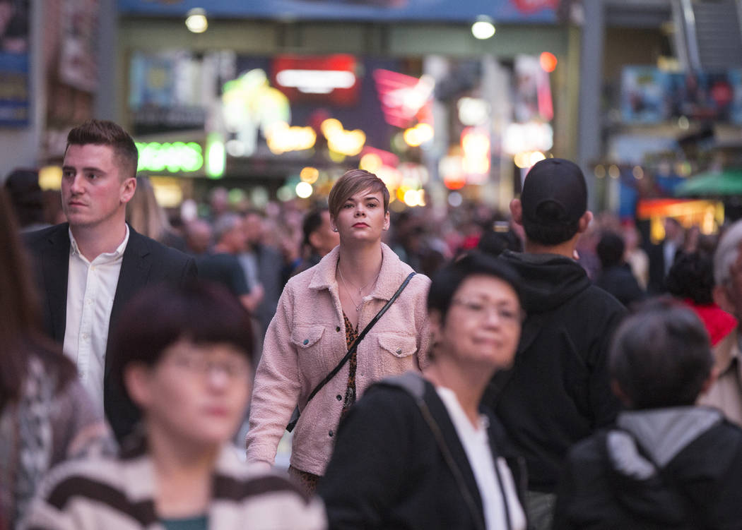 The Fremont Street Experience is packed on Wednesday, Jan. 30, 2019, in Las Vegas. (Benjamin Hager/Las Vegas Review-Journal) @BenjaminHphoto