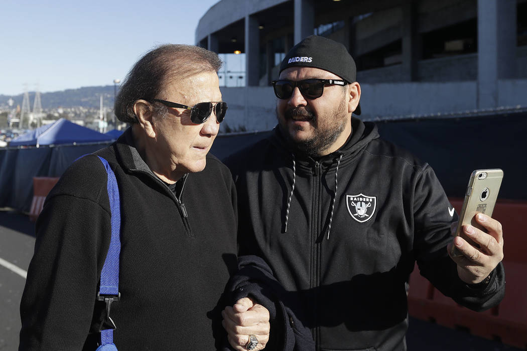 Former Raiders coach Tom Flores misses cut for Hall of Fame | Las Vegas  Review-Journal