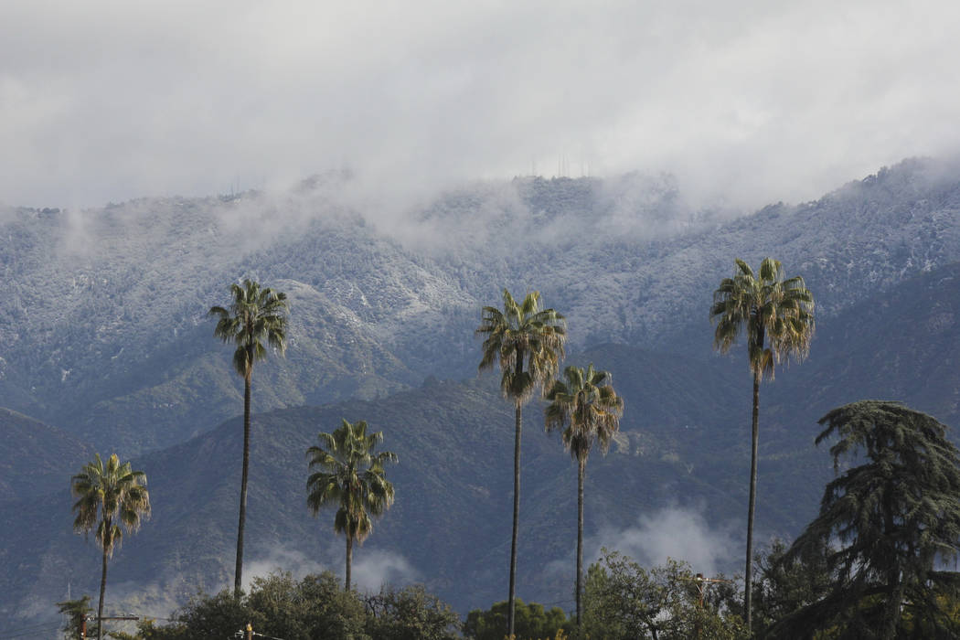 Interstate 5 shut down north of Los Angeles due to snowstorm Las