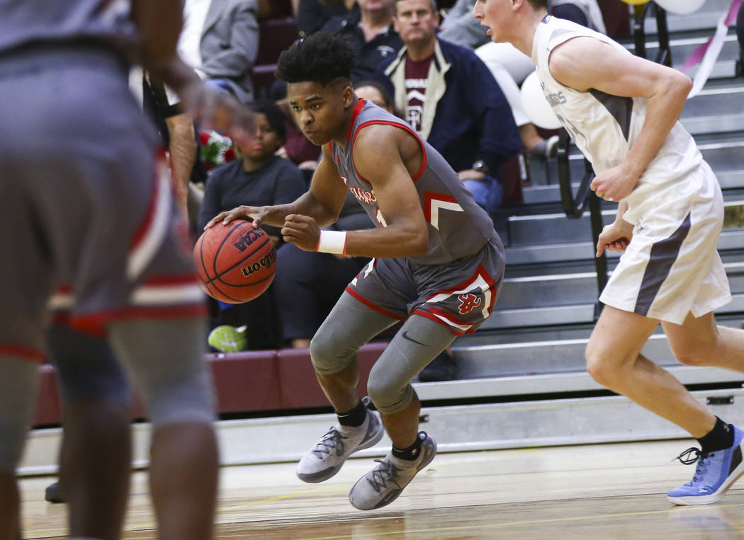 Arbor View's Ziyon White (1) moves the ball against Faith Lutheran during the first half of a basketball game at Faith Lutheran High School in Las Vegas on Thursday, Jan. 31, 2019. (Chase Stevens/ ...