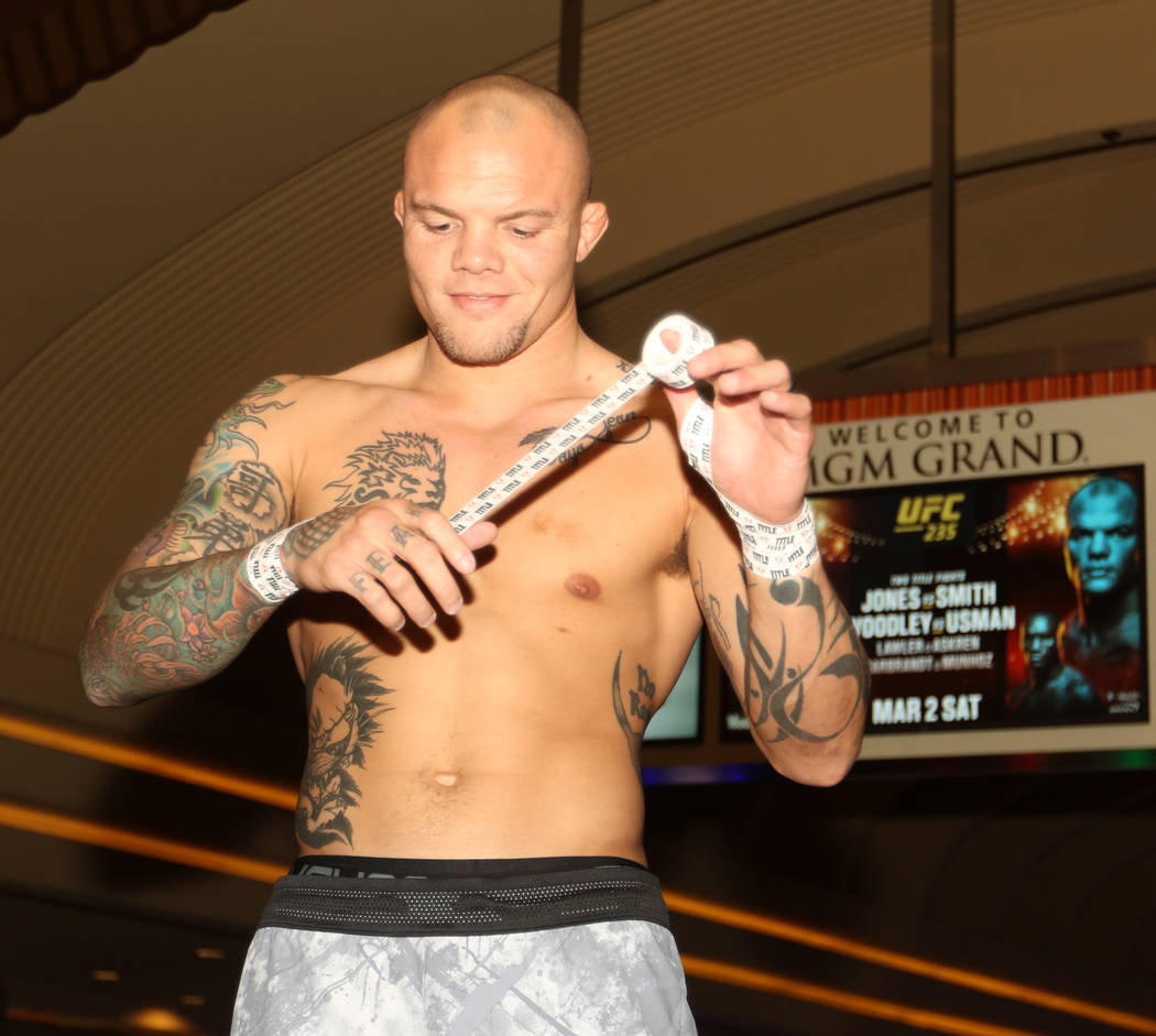 UFC light heavyweight Anthony Smith tapes his hands at UFC 235 open workouts at the MGM Grand hotel-casino in Las Vegas, Thursday, Feb. 28, 2019. (Heidi Fang /Las Vegas Review-Journal) @HeidiFang