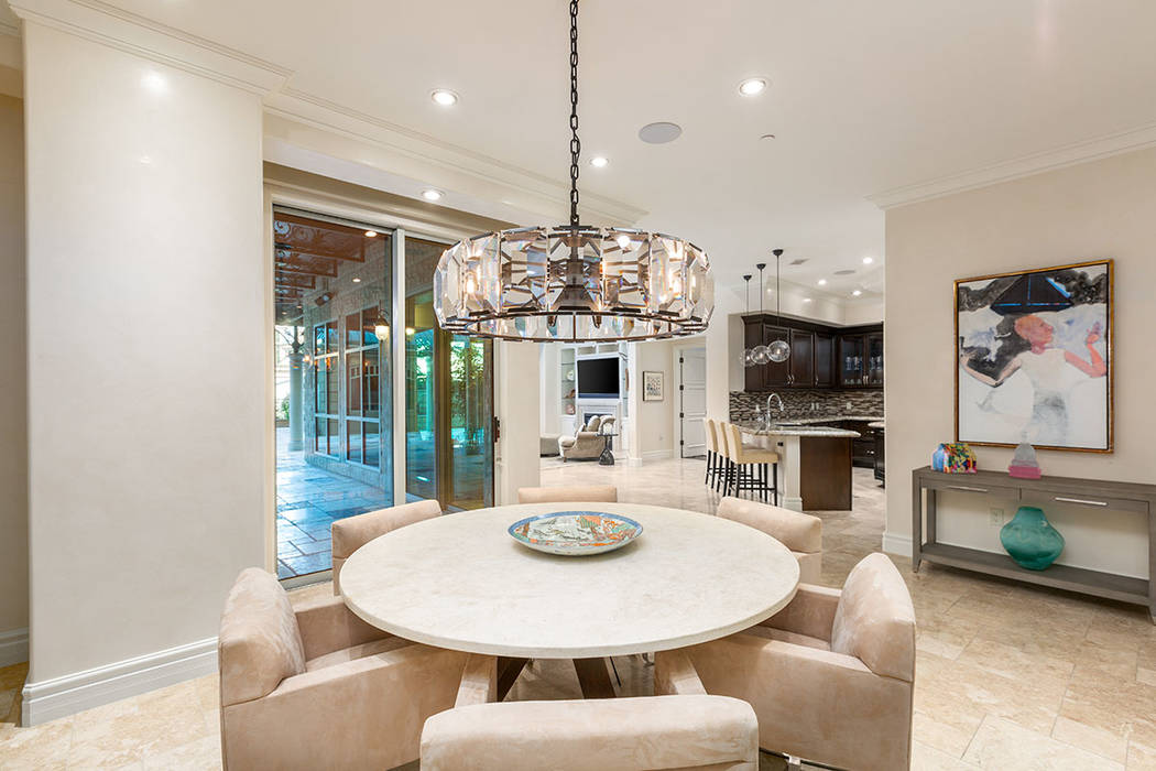 A breakfast nook leads to the courtyard. (Ivan Sher Group)