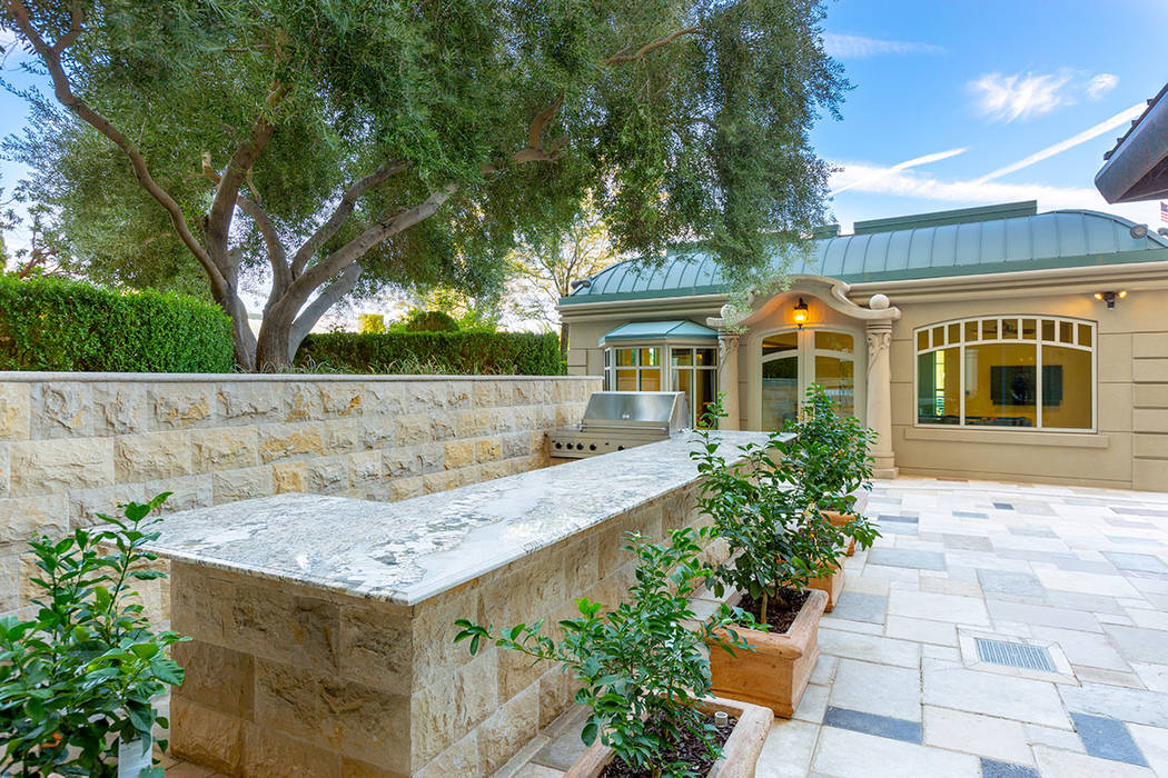 The outdoor kitchen. (Ivan Sher Group)