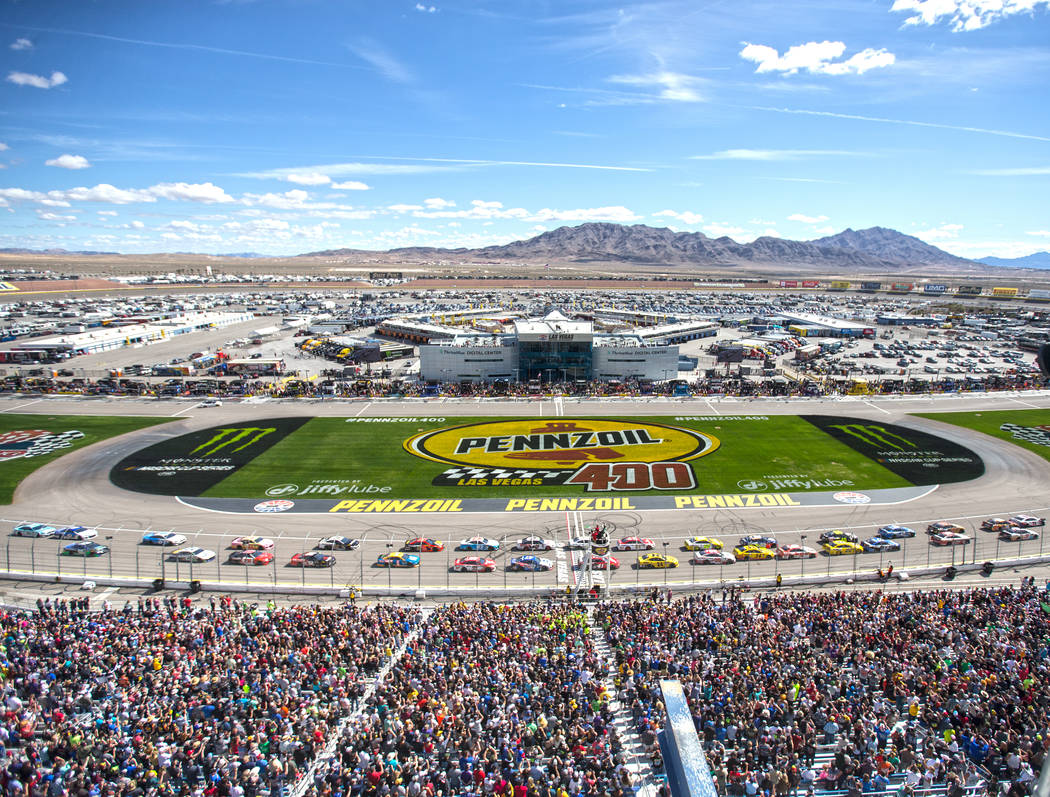 Racers line up to start the Monster Energy NASCAR Cup Series Pennzoil 400 on Sunday, March 3, 2019, at Las Vegas Motor Speedway, in Las Vegas. (Benjamin Hager Review-Journal) @BenjaminHphoto