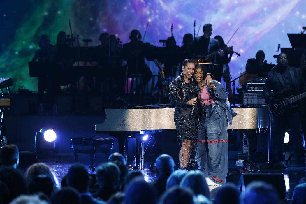 GRAMMY Award® winner and Motown legend Smokey Robinson will pay special tribute to his childhood friend Aretha Franklin at the live concert ARETHA! A GRAMMY CELEBRATION FOR THE QUEEN OF SOUL. ...