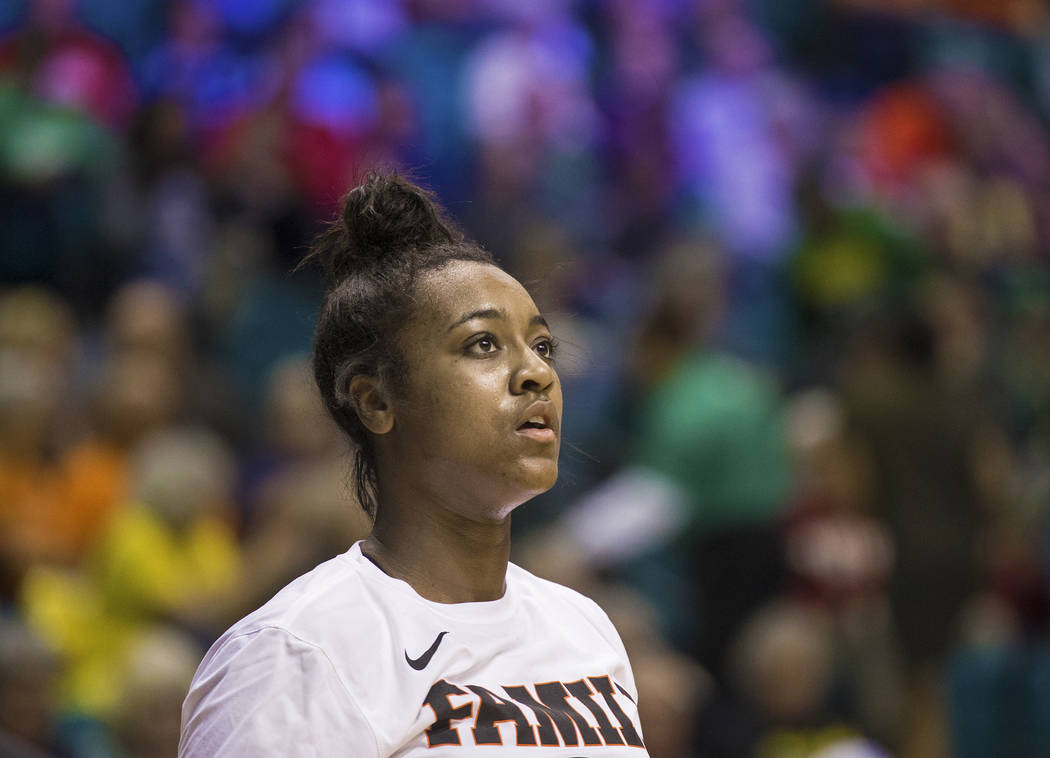 Oregon State junior guard Madison Washington (3), a Las Vegas native and Bishop Gorman graduate, warms up before the start of the Beavers Pac 12 Tournament game with the Washington Huskies on Frid ...