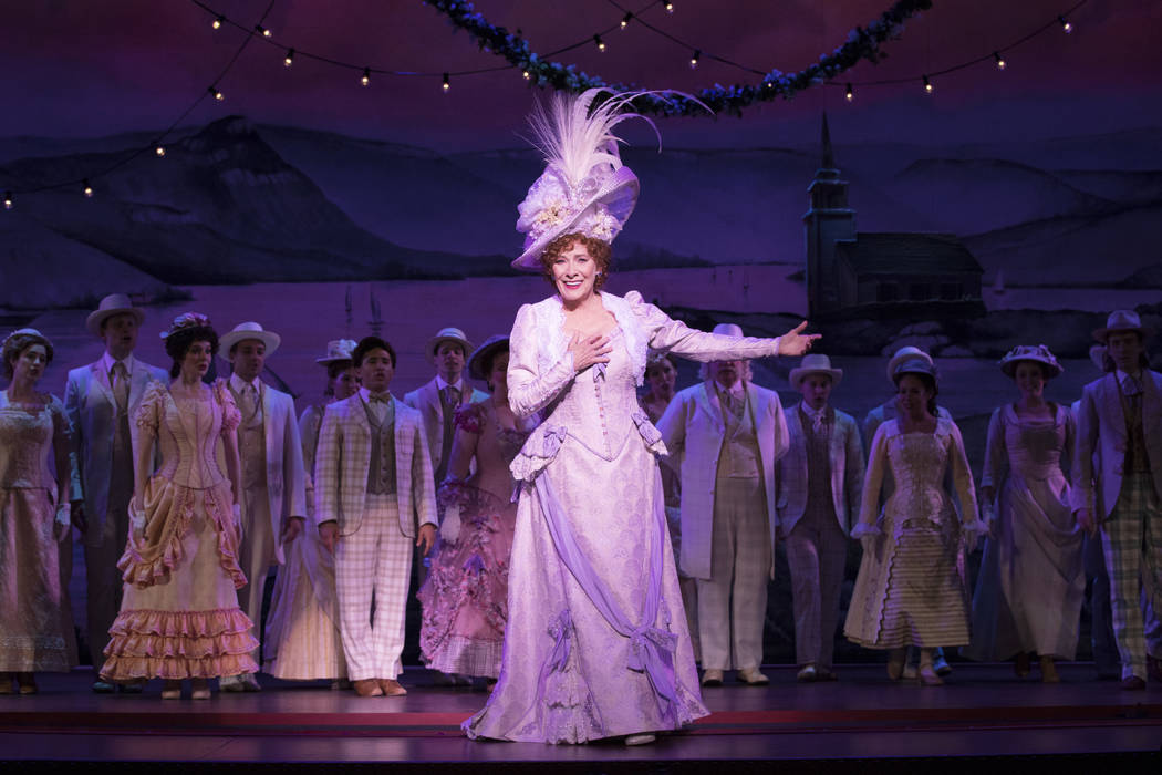 Betty Buckley and the National Tour Company of "Hello, Dolly!" (Julieta Cervantes)
