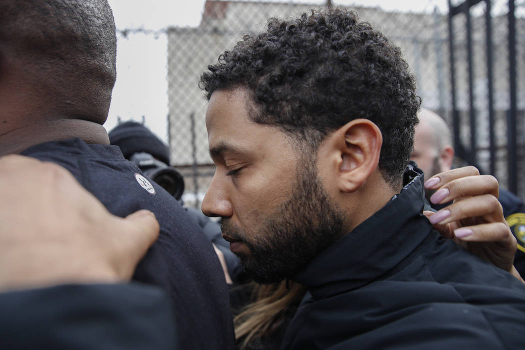 "Empire" actor Jussie Smollett leaves Cook County jail following his release, Thursday, Feb. 21, 2019, in Chicago. (AP Photo/Kamil Krzaczynski)
