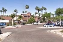 The entrance to Wildlife World Zoo west of Phoenix. Google Street View.