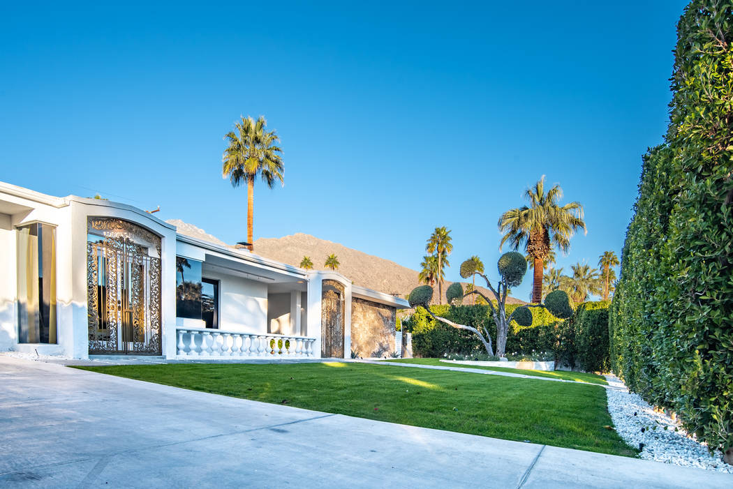 This 1969 Palm Springs home has been listed for $1.737 million. (Berkshire Hathaway HomeServices California Properties)