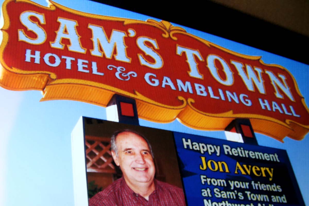 Sam’s Town celebrates 40 years as community gathering place Local Las