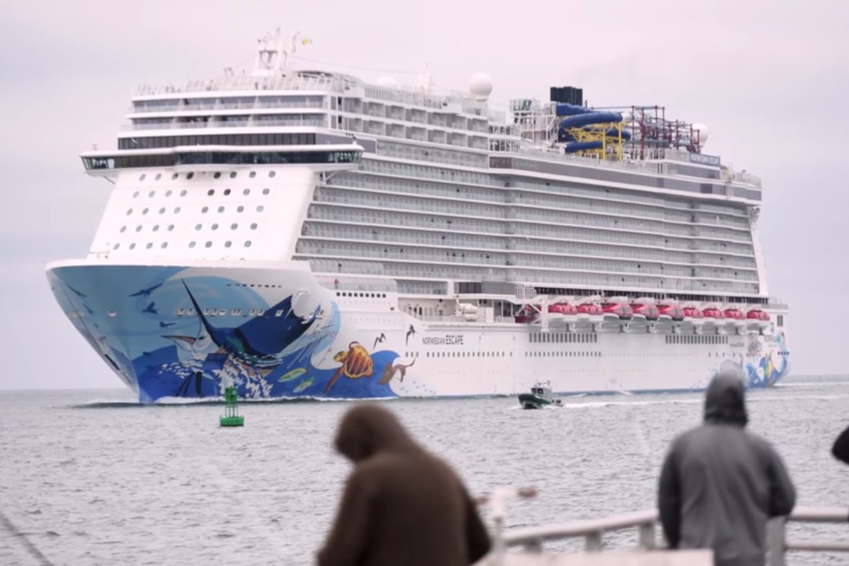 Корабль Norwegian Escape