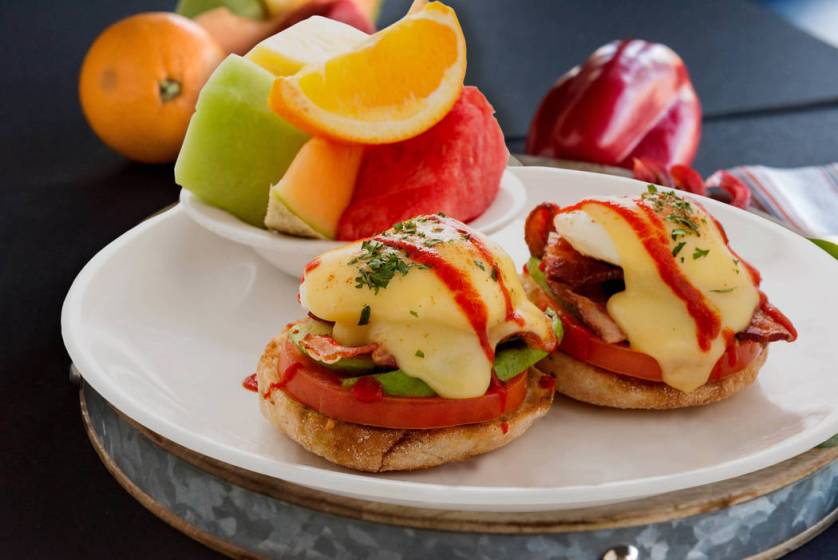 5 places in Las Vegas for different takes on eggs Benedict Food