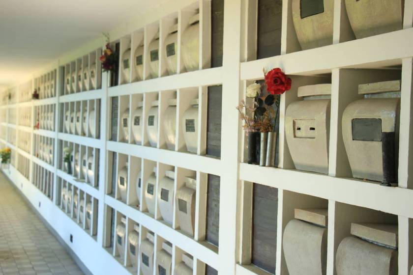 Lawsuit alleges Las Vegas funeral home mishandled body | Las Vegas