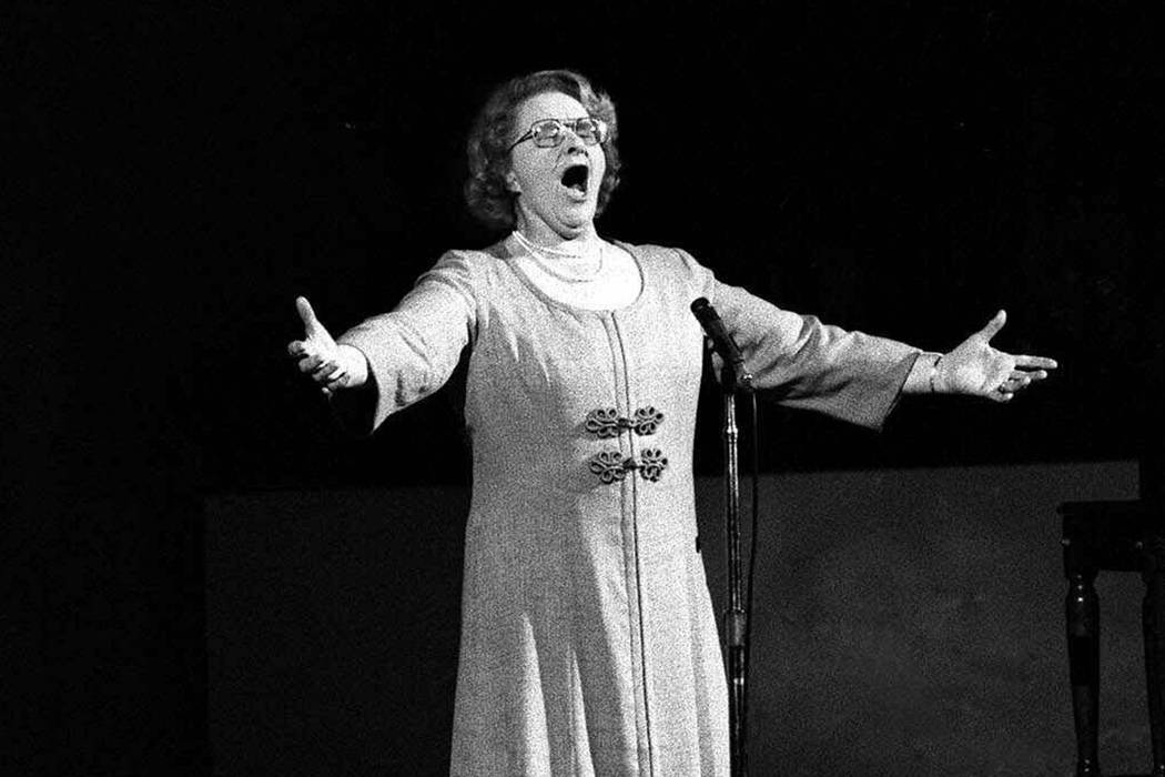 Kate Smith sings "God Bless America" on May 13, 1975, before an NHL hockey Stanley Cup playoff ...
